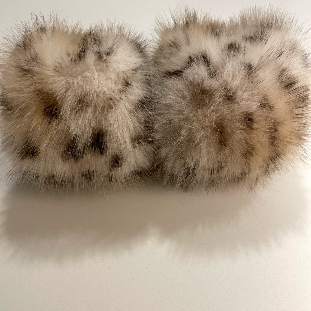 Faux Fur Cuffs in Cream and Black - Picture 3 of 12